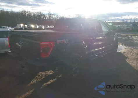 2022 Ford F-150 Xlt z USA, uszkodzony, nr VIN 1FTFW1E83NFB19582